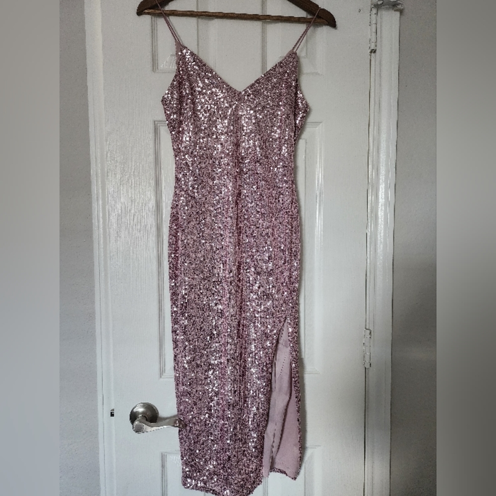 Lovely Day Pink Sequence Dress Size Small